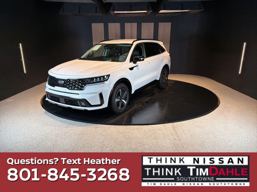 used 2021 Kia Sorento car, priced at $22,890