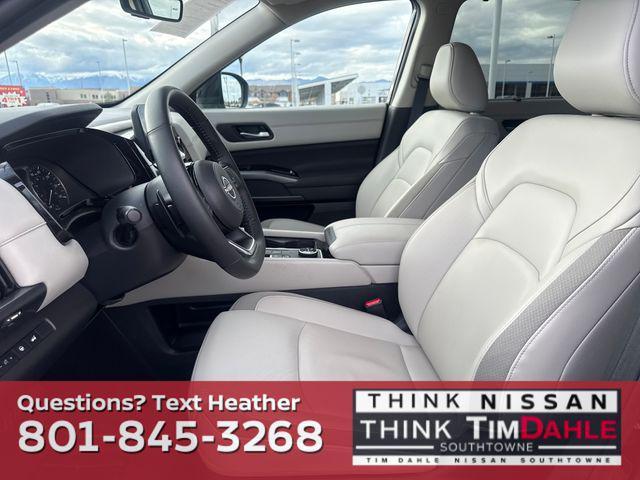 used 2025 Nissan Pathfinder car, priced at $38,699
