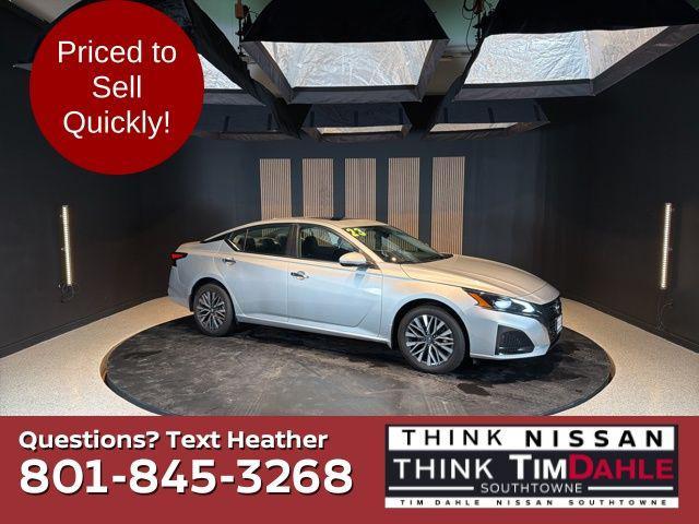 used 2023 Nissan Altima car, priced at $20,985