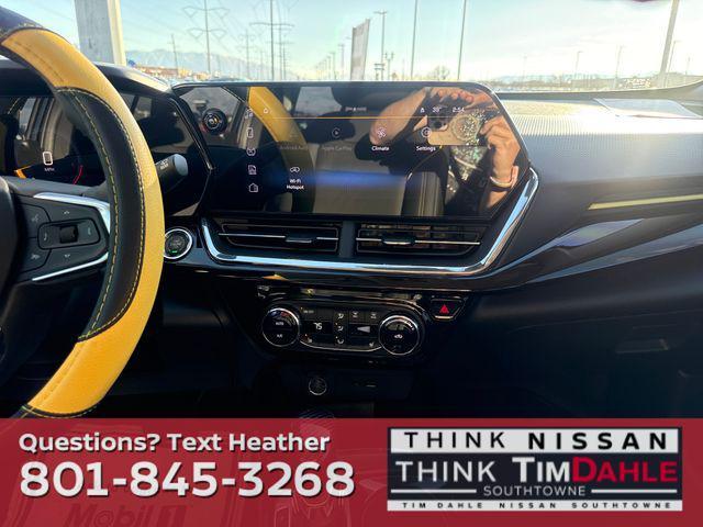 used 2025 Chevrolet Trax car, priced at $24,899