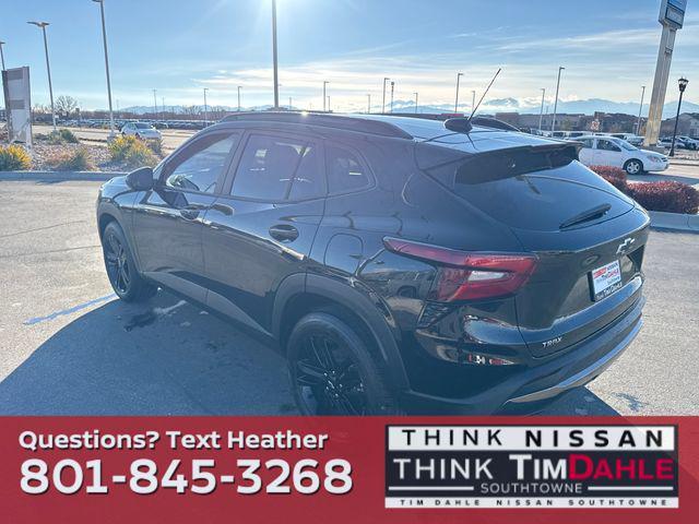 used 2025 Chevrolet Trax car, priced at $24,899