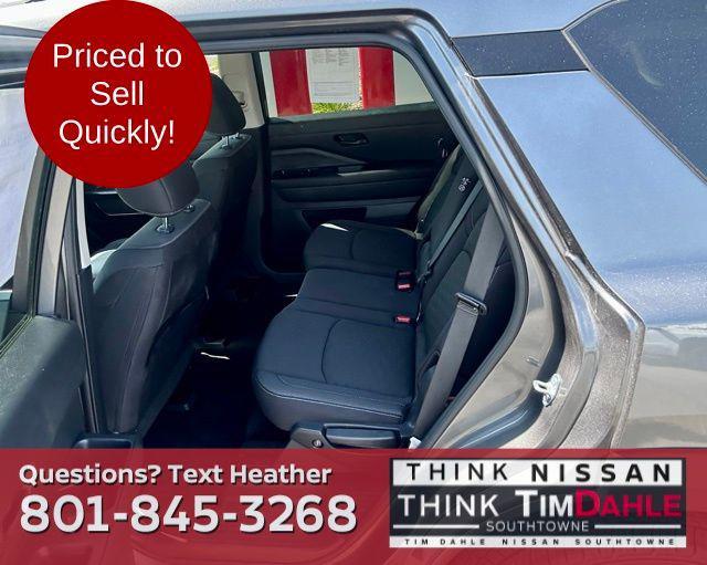 used 2024 Nissan Pathfinder car, priced at $28,979
