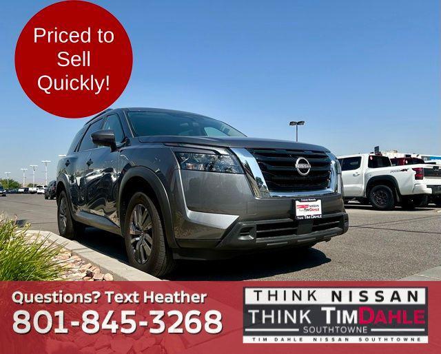 used 2024 Nissan Pathfinder car, priced at $28,979