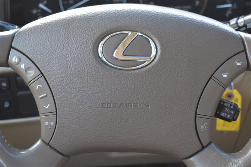 used 2007 Lexus LX 470 car, priced at $28,491