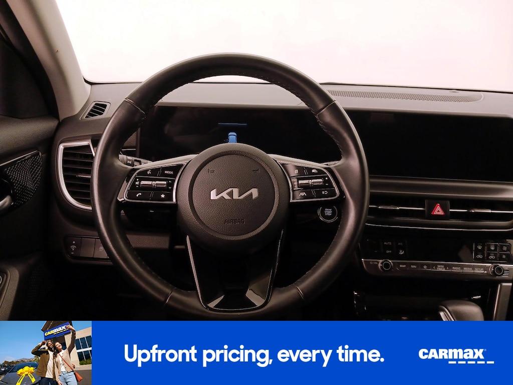 used 2025 Kia Seltos car, priced at $22,998