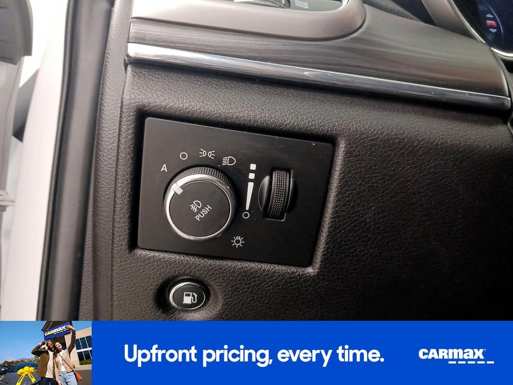 used 2021 Jeep Grand Cherokee car, priced at $20,998