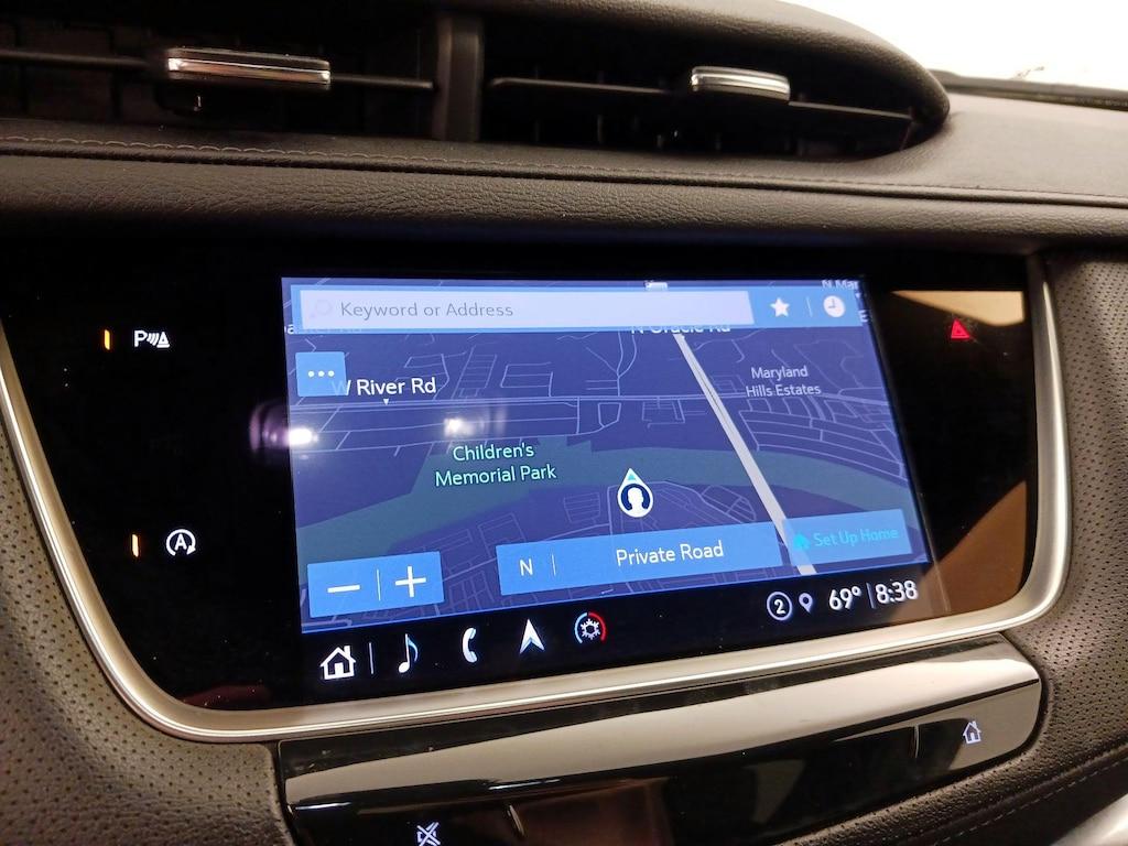 used 2025 Cadillac XT5 car, priced at $39,998