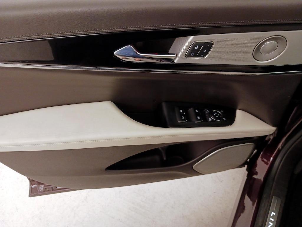 used 2021 Lincoln Nautilus car, priced at $31,998