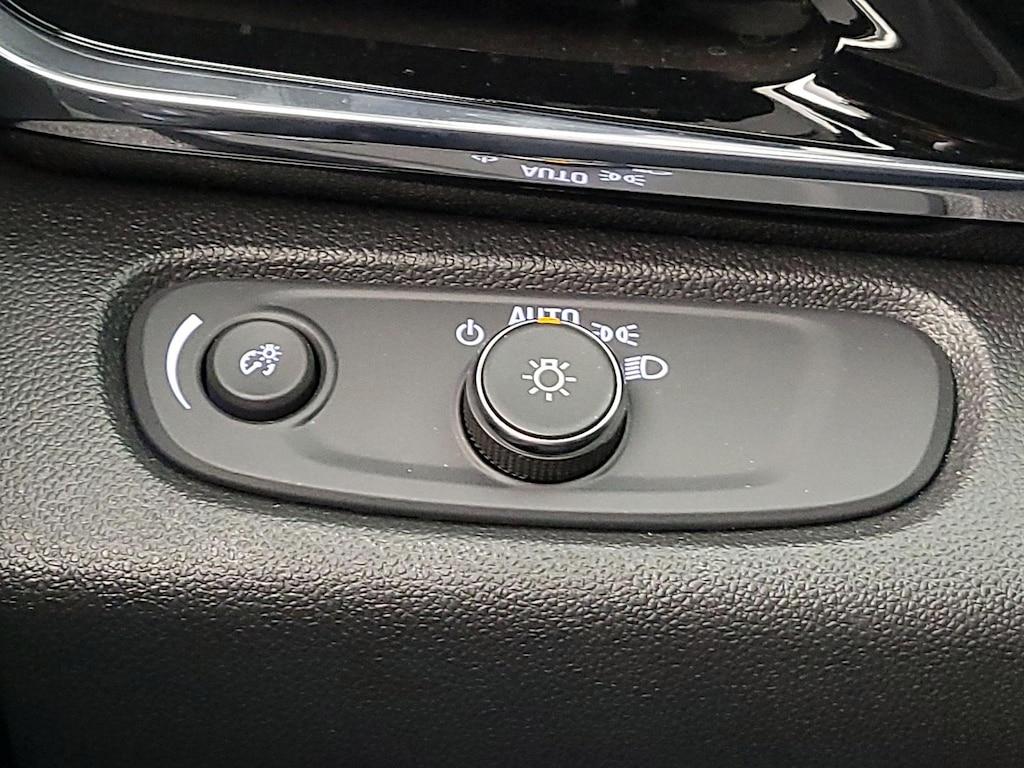 used 2025 Buick Envista car, priced at $26,998