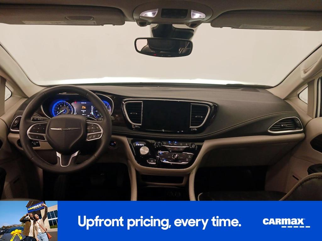 used 2022 Chrysler Pacifica car, priced at $34,998