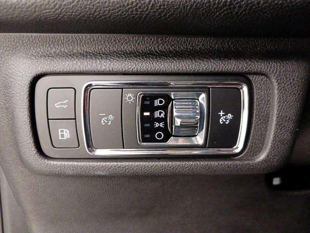 used 2024 Lincoln Corsair car, priced at $41,998