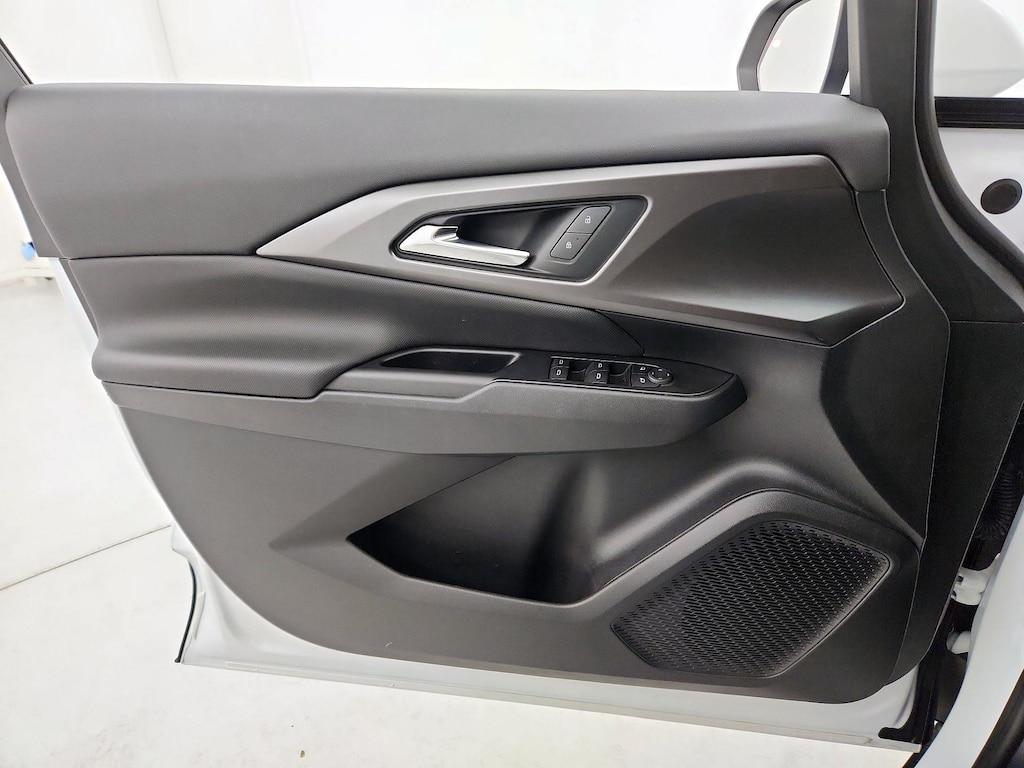 used 2025 Chevrolet Equinox EV car, priced at $27,998