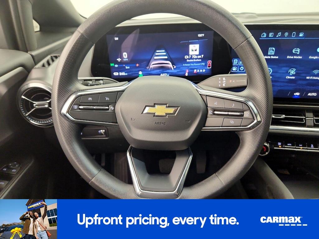 used 2025 Chevrolet Equinox EV car, priced at $27,998