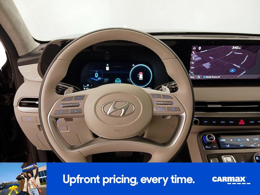 used 2025 Hyundai Palisade car, priced at $49,998