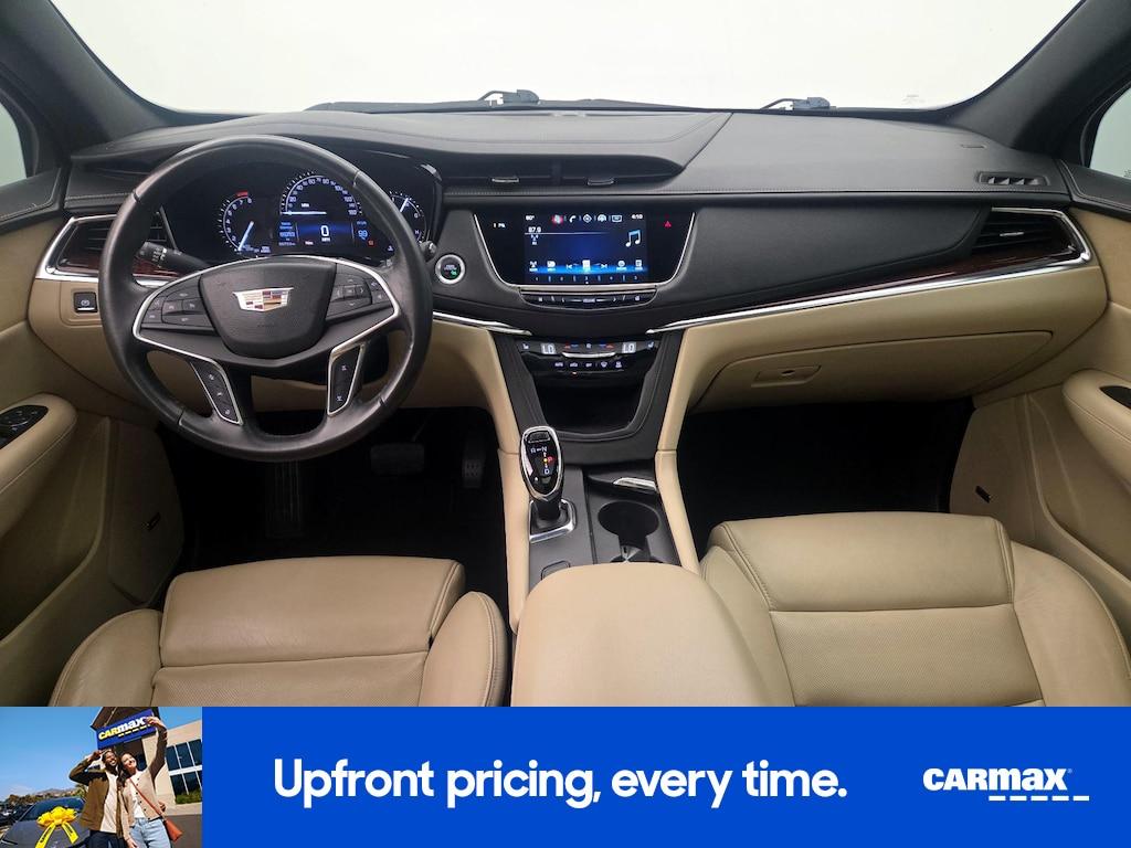 used 2017 Cadillac XT5 car, priced at $17,998