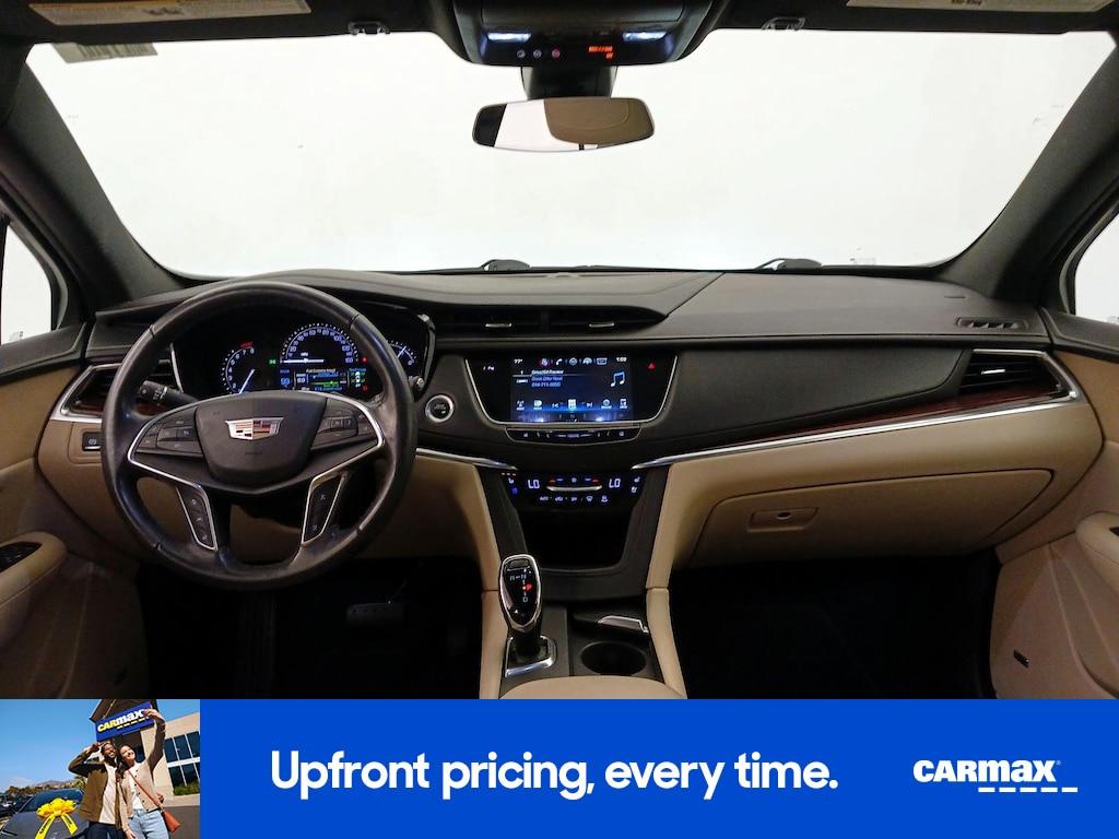used 2017 Cadillac XT5 car, priced at $17,998