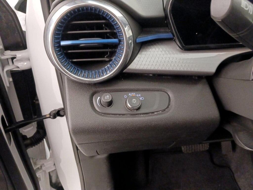 used 2025 Chevrolet Trax car, priced at $23,998