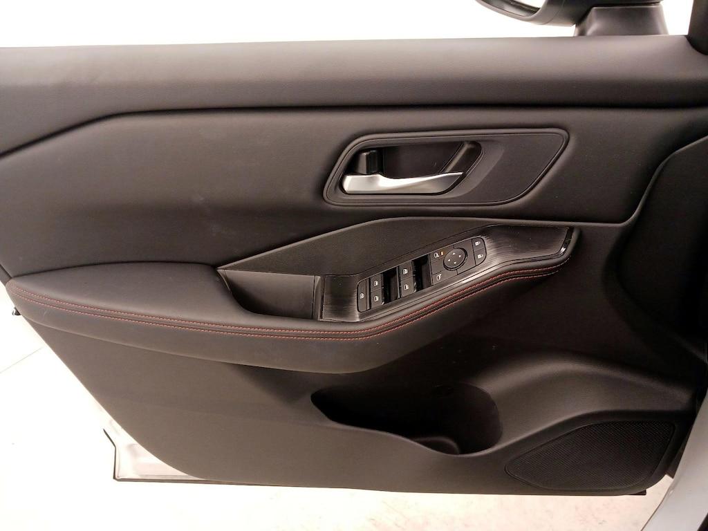 used 2026 Nissan Rogue car, priced at $31,998
