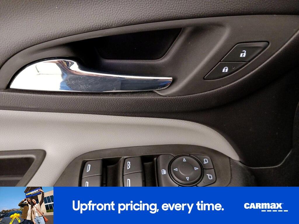 used 2024 Chevrolet Equinox car, priced at $21,998