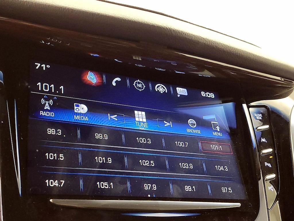 used 2020 Cadillac Escalade car, priced at $46,998