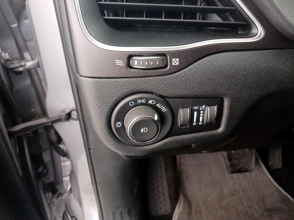 used 2022 Jeep Cherokee car, priced at $22,998