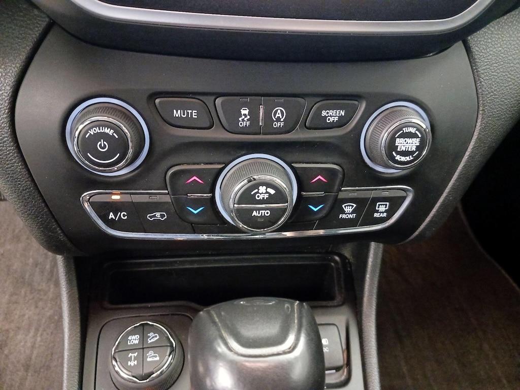 used 2022 Jeep Cherokee car, priced at $22,998