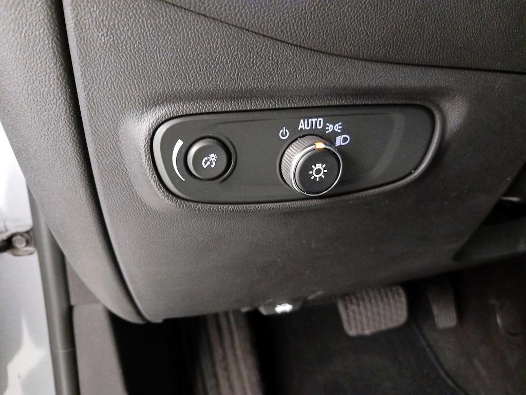 used 2024 Chevrolet Equinox car, priced at $24,998