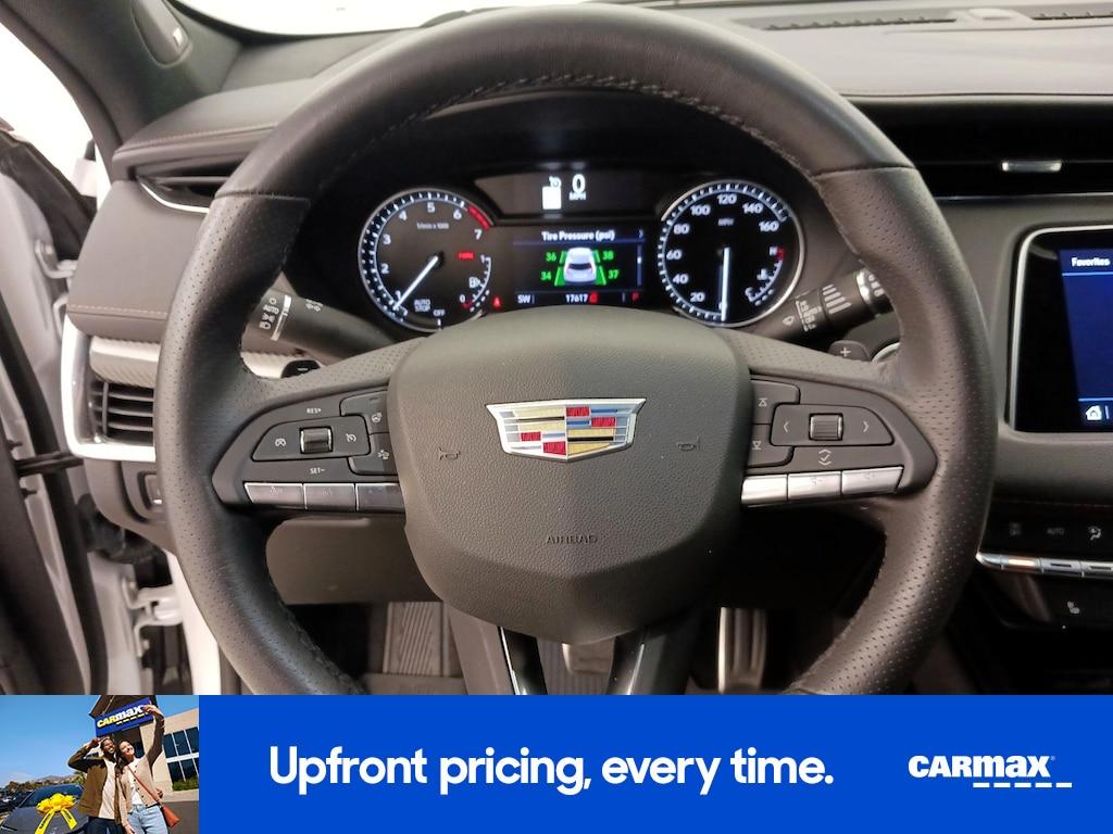 used 2022 Cadillac XT4 car, priced at $30,998