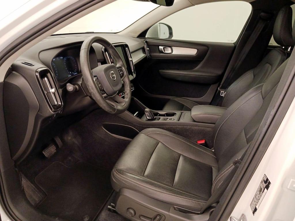 used 2020 Volvo XC40 car, priced at $24,998