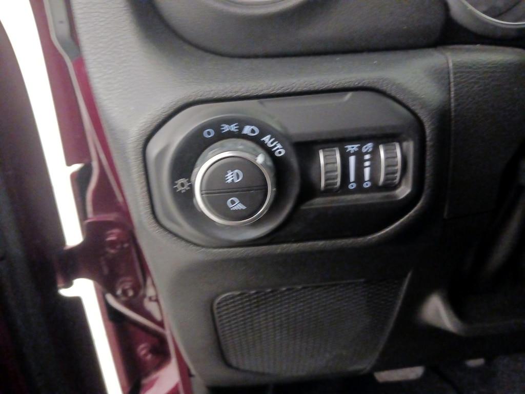 used 2021 Jeep Gladiator car, priced at $29,998