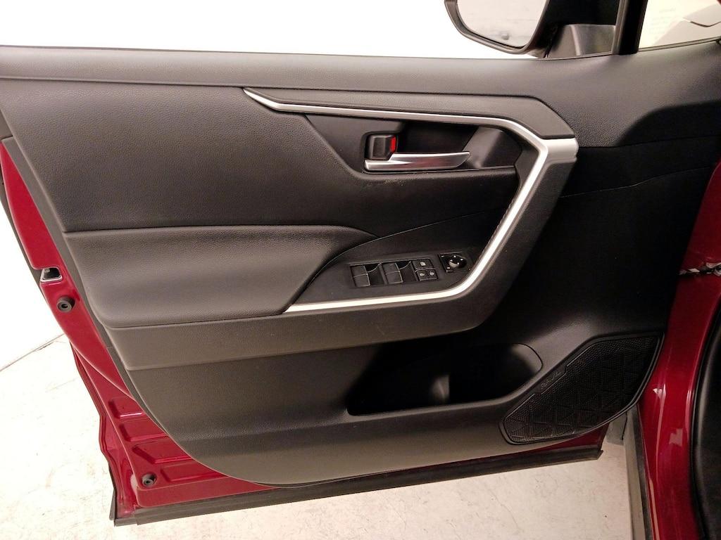 used 2019 Toyota RAV4 car, priced at $25,998