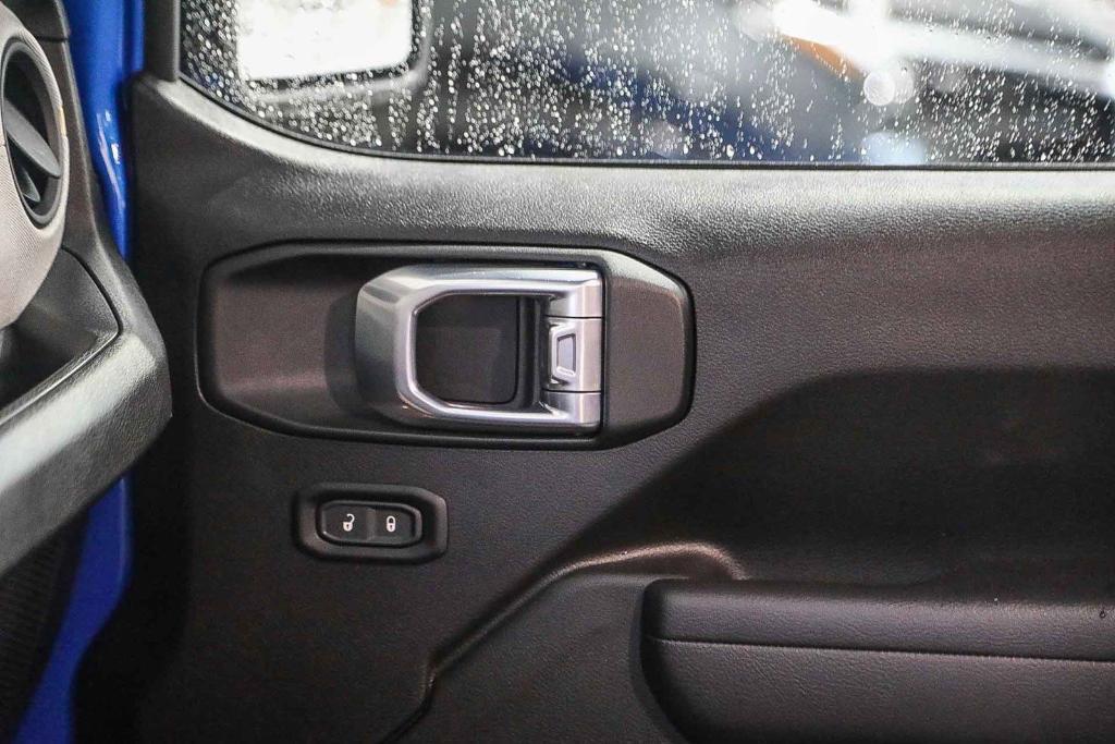 used 2025 Jeep Gladiator car, priced at $36,500