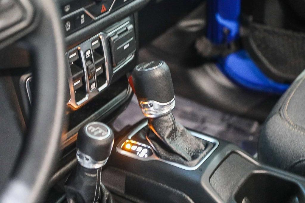 used 2025 Jeep Gladiator car, priced at $36,500