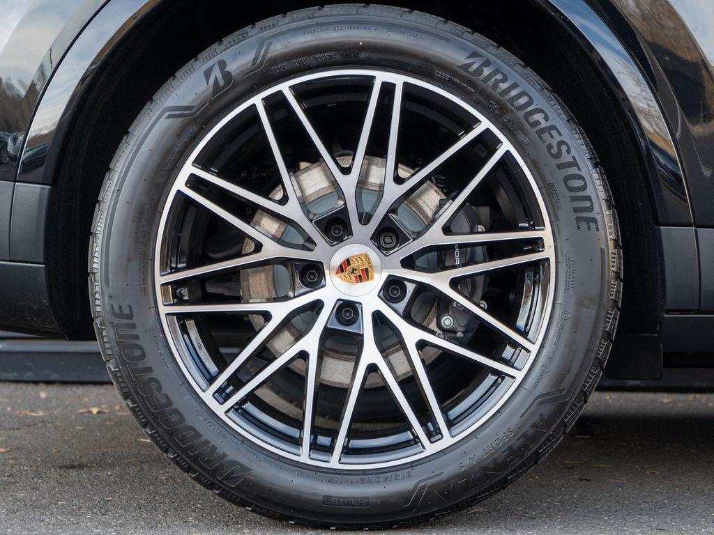 new 2026 Porsche Cayenne car, priced at $106,870