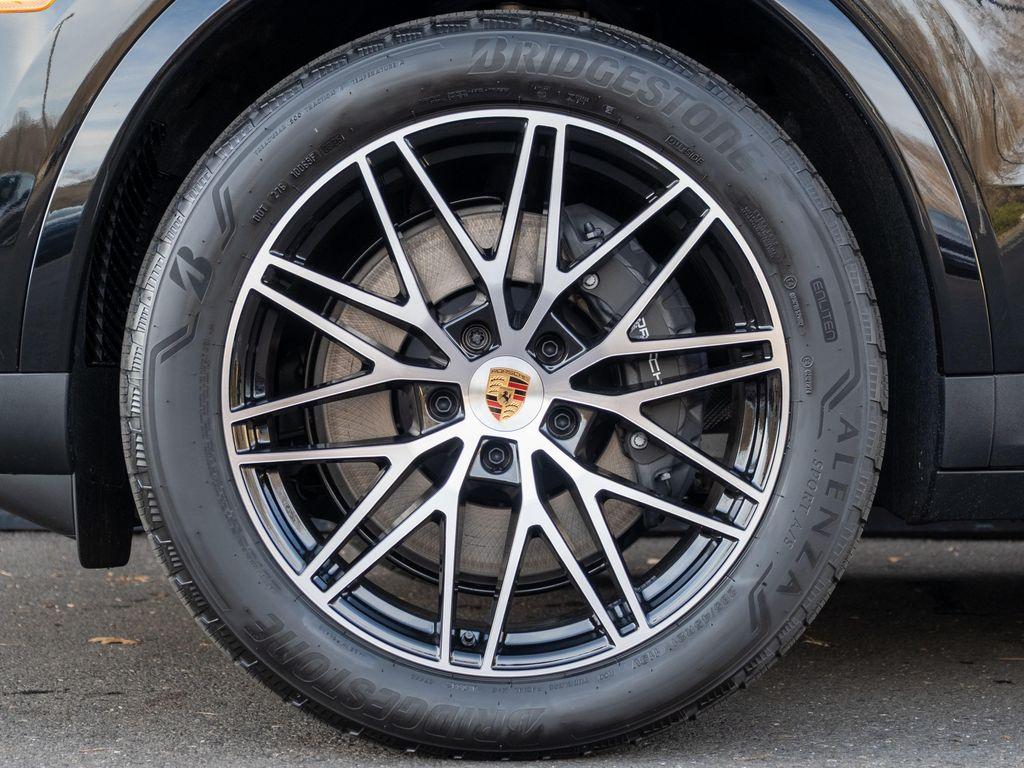 new 2026 Porsche Cayenne car, priced at $106,870