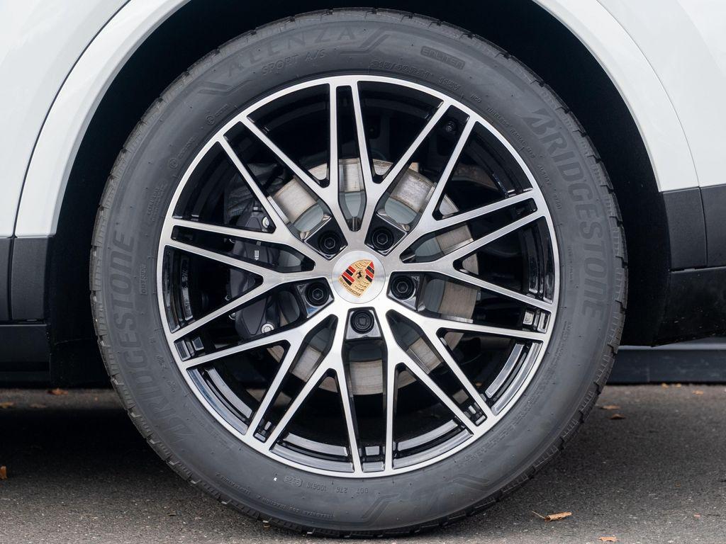 new 2026 Porsche Cayenne car, priced at $104,040