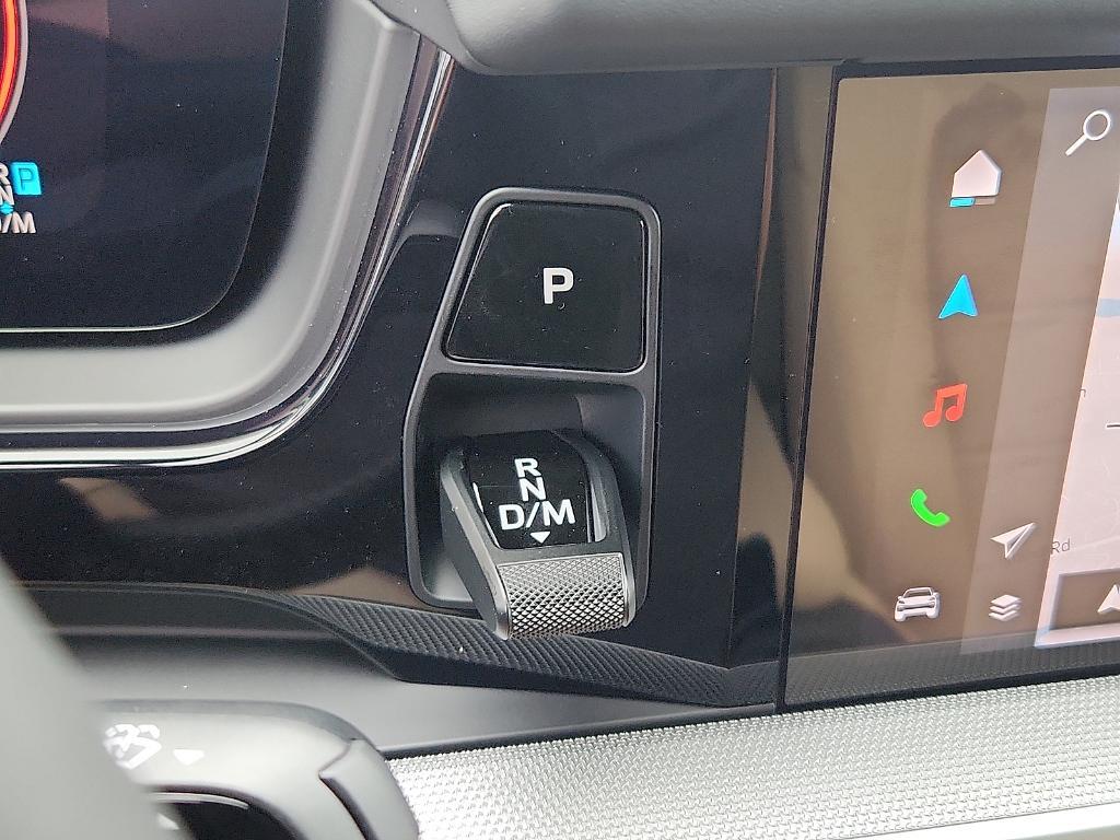 new 2025 Porsche Cayenne car, priced at $106,845