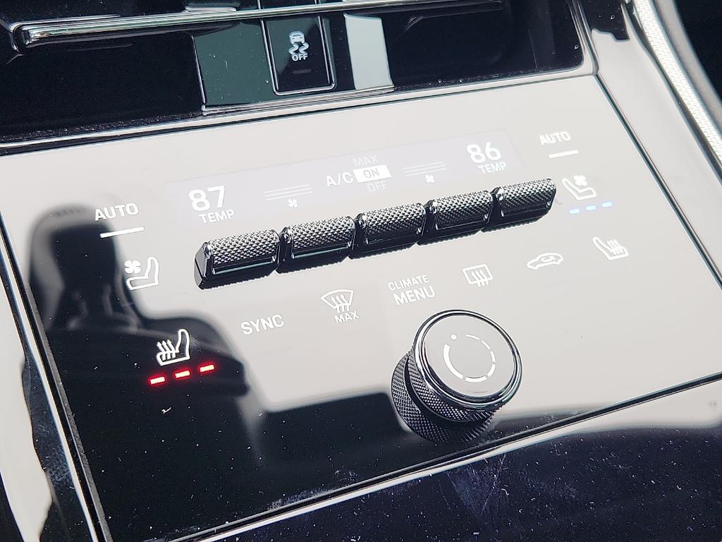 new 2026 Porsche Panamera car, priced at $140,150