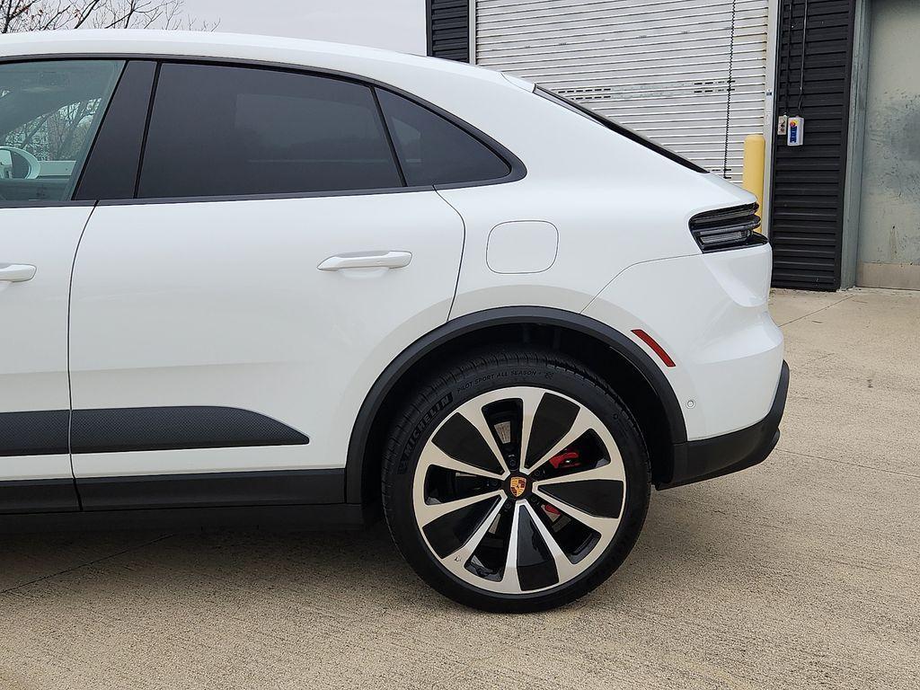 used 2025 Porsche Macan car, priced at $90,999