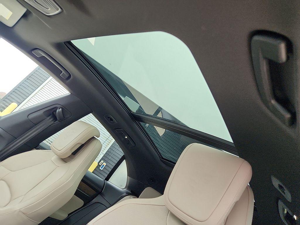 used 2025 Porsche Macan car, priced at $90,999