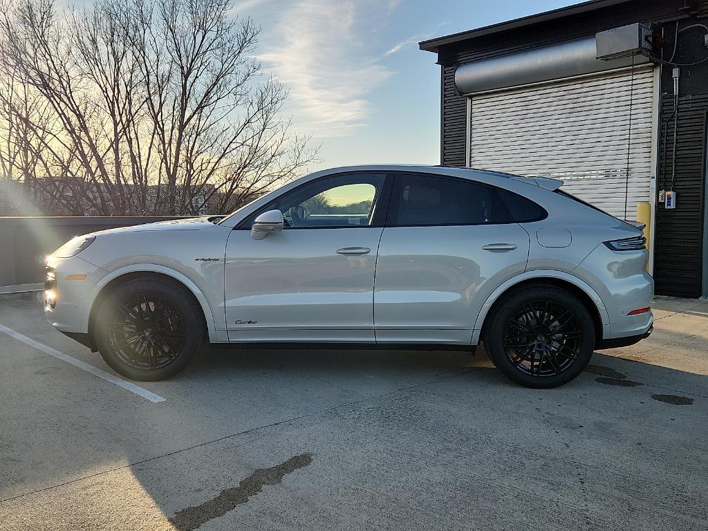 new 2026 Porsche Cayenne car, priced at $205,590