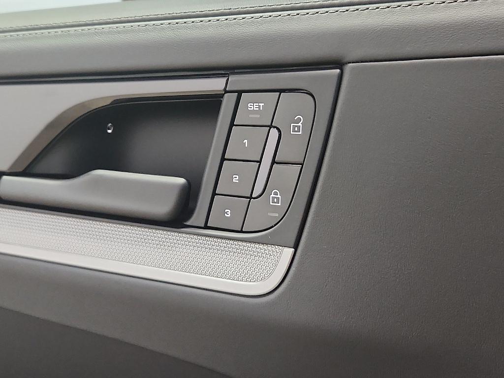 new 2026 Porsche Cayenne car, priced at $119,590