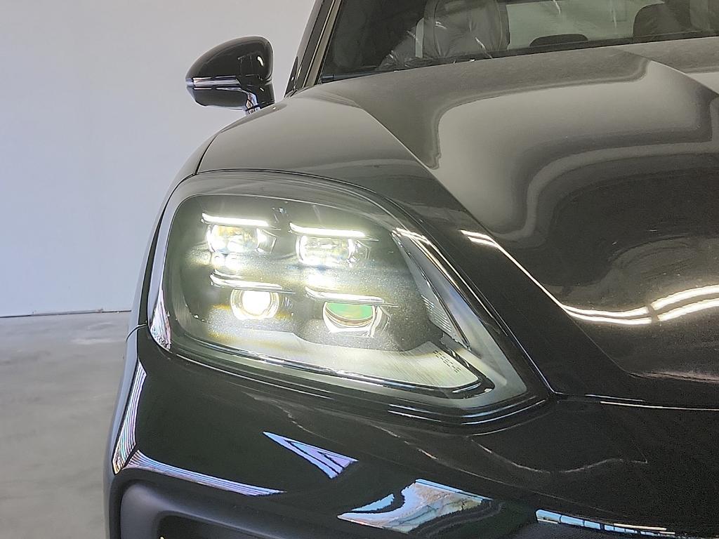 new 2026 Porsche Cayenne car, priced at $108,580