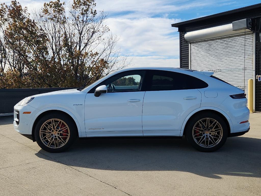 new 2026 Porsche Cayenne car, priced at $135,050