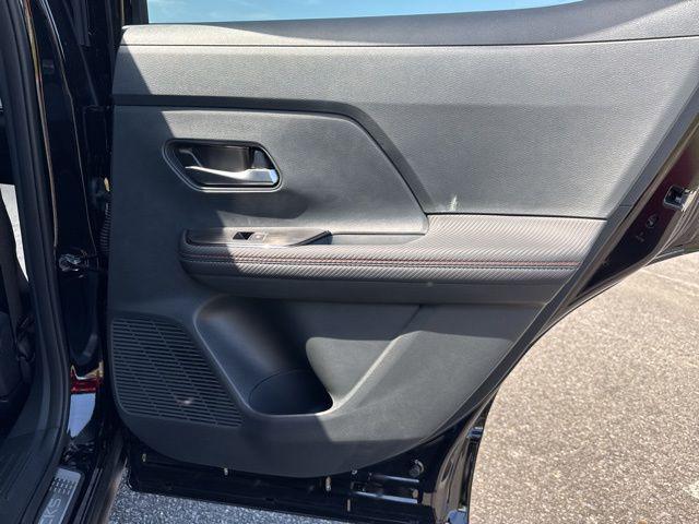 new 2025 Nissan Kicks car, priced at $25,475