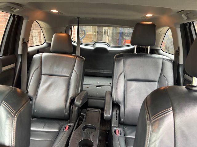 used 2015 Toyota Highlander car, priced at $16,822