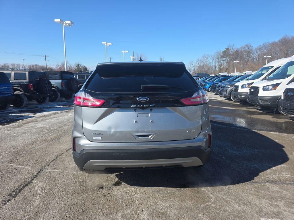 used 2021 Ford Edge car, priced at $18,850