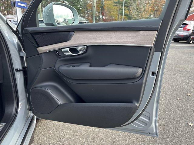 new 2026 Volvo XC90 car, priced at $68,825