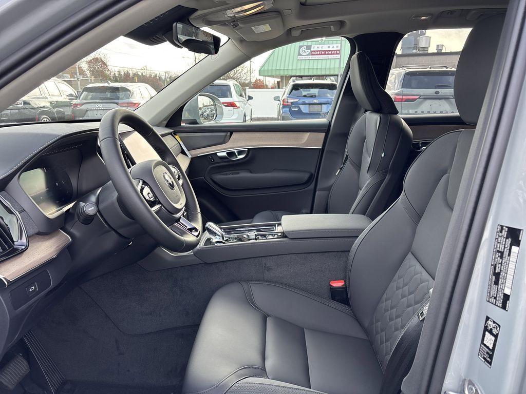 new 2026 Volvo XC90 car, priced at $71,825