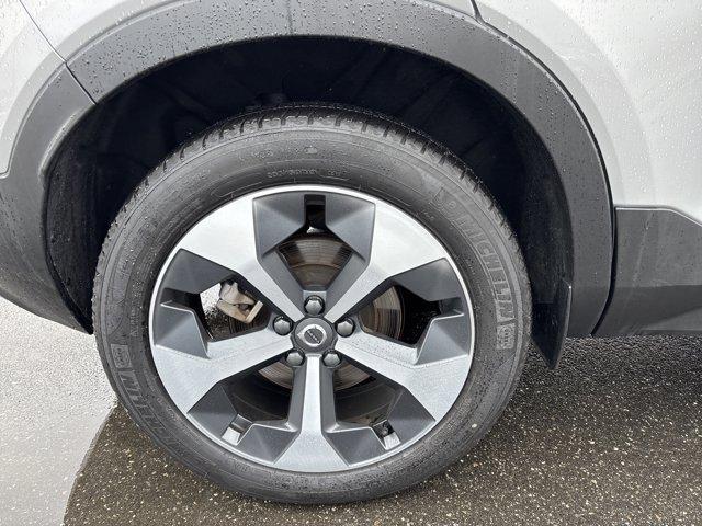 used 2025 Volvo XC40 car, priced at $32,614
